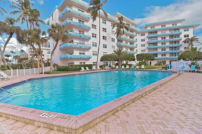Beachfront! Best Sunset View & Location on Marco!